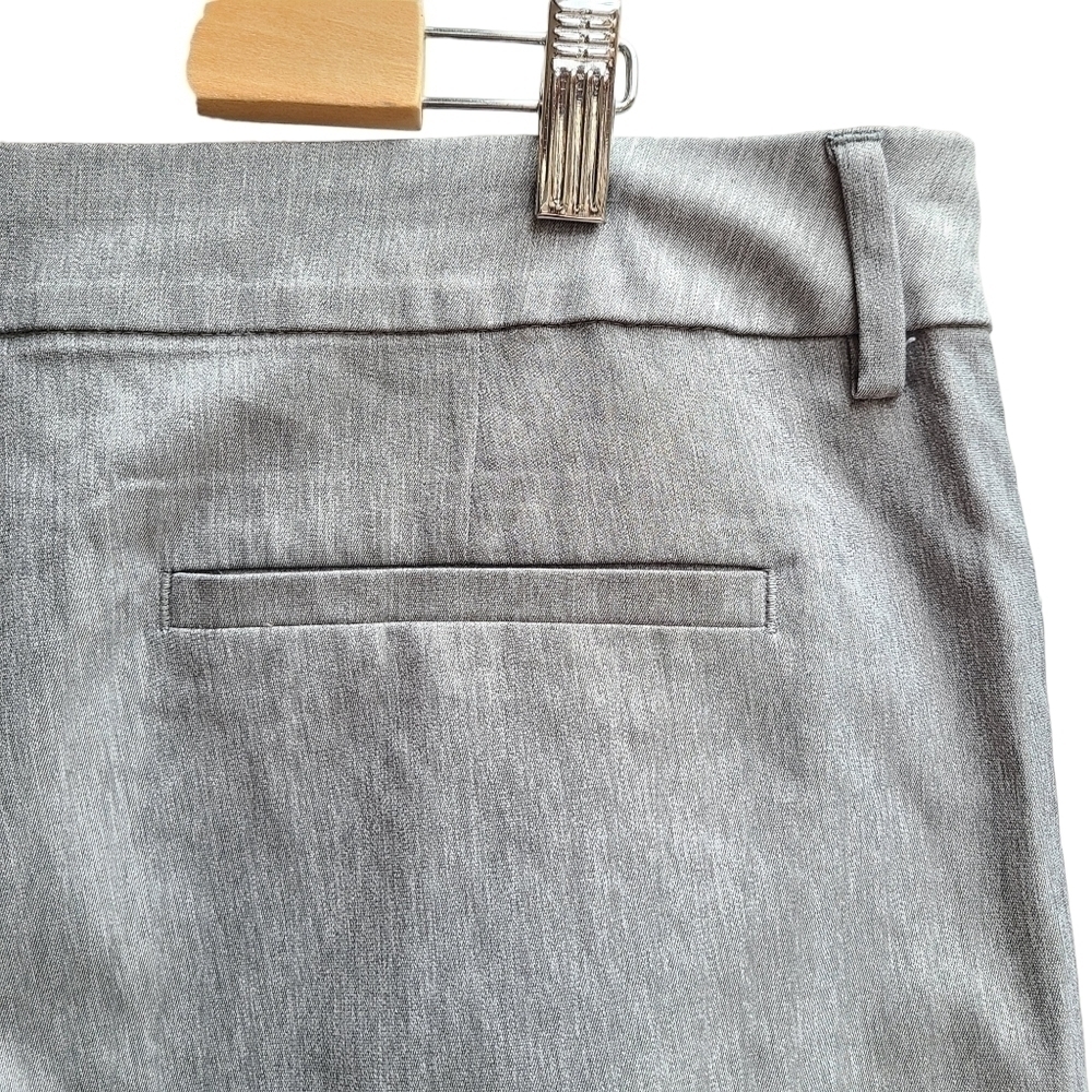 Lee Relaxed Fit Straight Leg Mid-rise Pant, Size 18 - Picture 5 of 10
